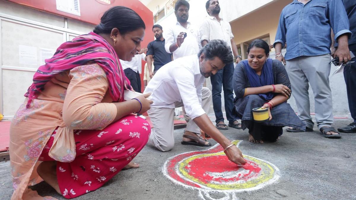 Vijay visits Perambur, interacts with local residents